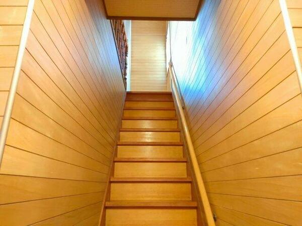 明るい階段