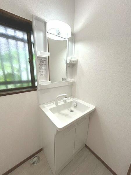 detached 埼玉県北葛飾郡松伏町大字下赤岩

地図を見る