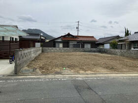 山口県山口市吉敷中東１丁目