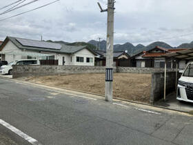 山口県山口市吉敷中東１丁目