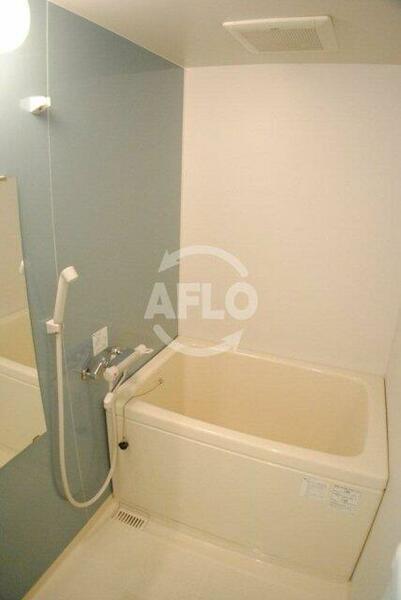 画像7:アーデンタワー西本町　きれいな浴室