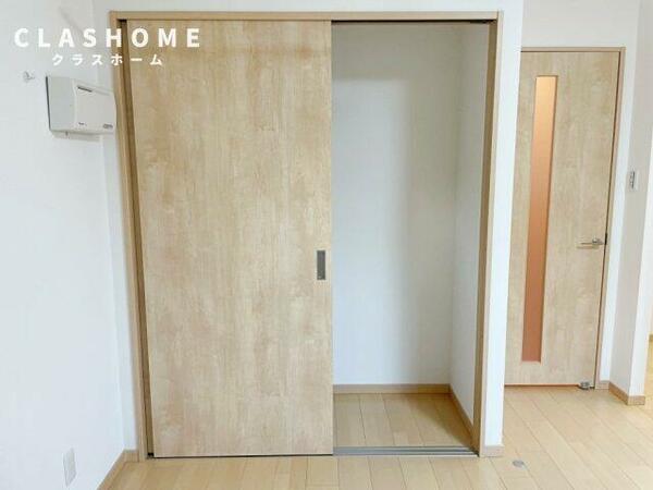 画像10:同物件の別部屋になります。