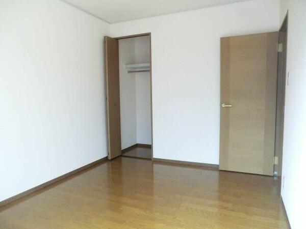 detached 東京都国分寺市並木町３丁目

地図を見る