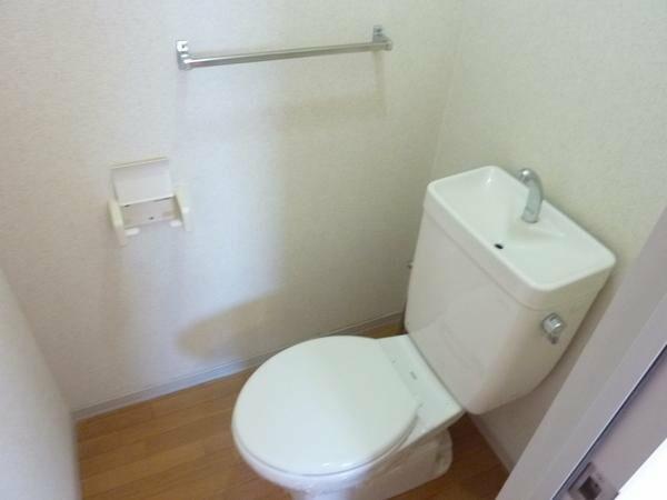 画像12:落ち着いたトイレです