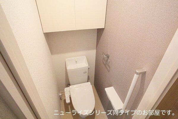 画像14:ゆったりとした空間のトイレです