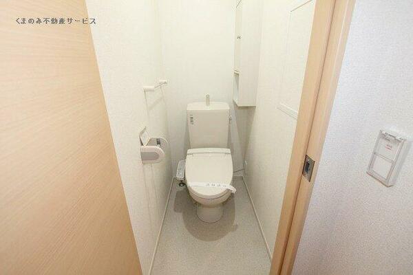 画像7:ゆったりとした空間のトイレです ドミールたかくら3A棟　203号室　2019年10月13日撮影