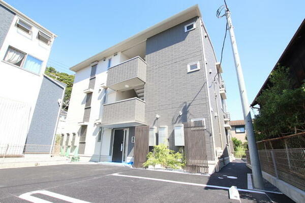 シャトル 102｜神奈川県鎌倉市台(賃貸アパート1LDK・1階・43.47㎡)の写真 その1