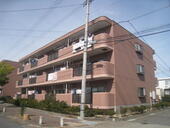 福島市笹谷字谷地前 3階建 築23年のイメージ