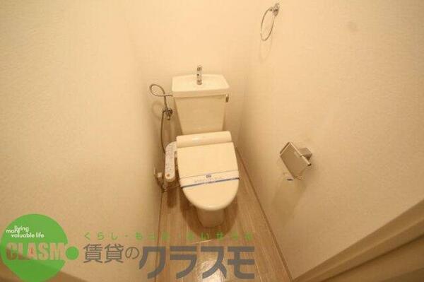 画像12:清潔感のあるトイレです