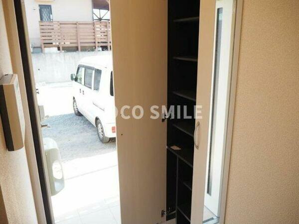 画像14:ゆったりとした玄関です 【COCO SMILE　ココスマイル】