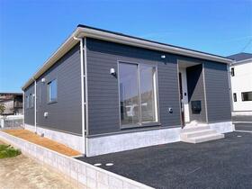 愛媛県松山市空港通３丁目