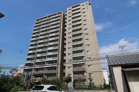 ポレスター松山フォレストシティ