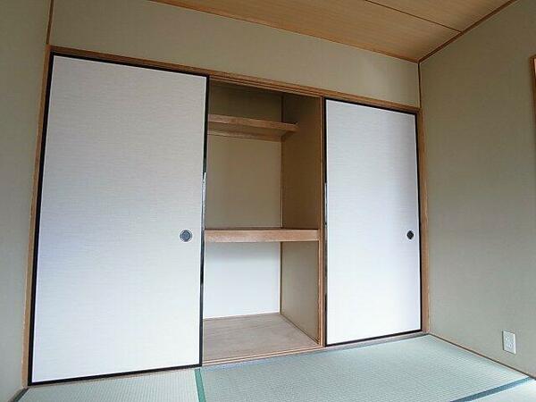 画像10:各部屋に収納完備