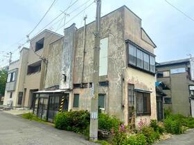青森県青森市栄町１丁目