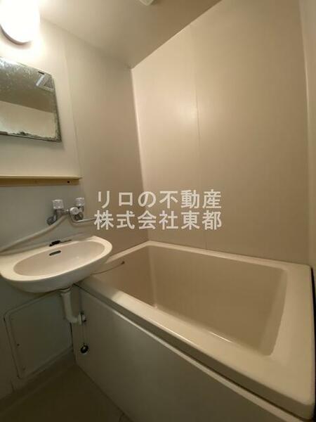 画像6:使いやすい☆洗面ボウルと一体型のバスルームです♪