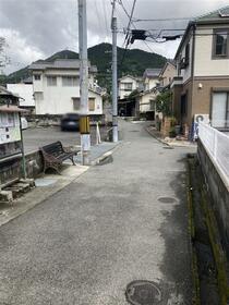 広島県呉市吉浦本町２丁目