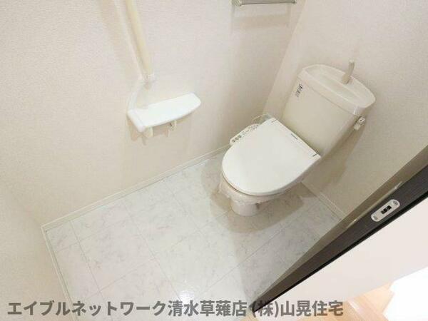 画像6:シンプルで使いやすいトイレです