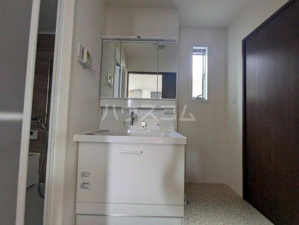 detached 埼玉県桶川市上日出谷南２丁目

地図を見る