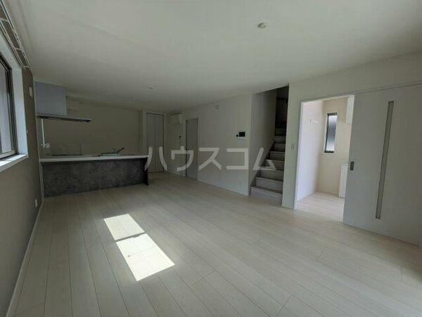 detached 埼玉県桶川市上日出谷南２丁目

地図を見る