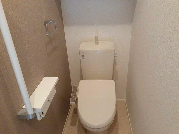 画像7:シンプルで使いやすいトイレです