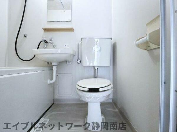 画像12:トイレもきれいです