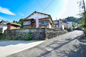 神奈川県南足柄市塚原