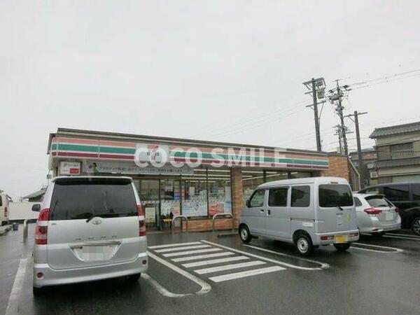 画像3:セブン-イレブン 岡崎井田町店まで900m 【COCO SMILE　ココスマイル】
