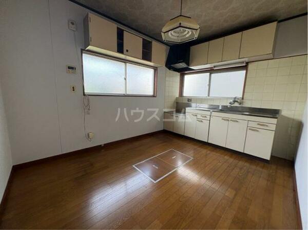 detached 埼玉県鴻巣市小松１丁目

地図を見る