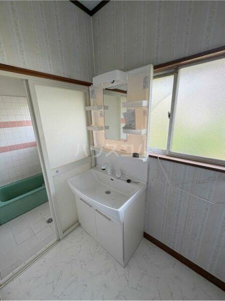 detached 埼玉県鴻巣市小松１丁目

地図を見る