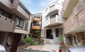 東京都港区西麻布２丁目