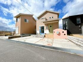 兵庫県加東市南山３丁目