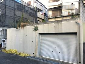 大阪府東大阪市六万寺町１丁目