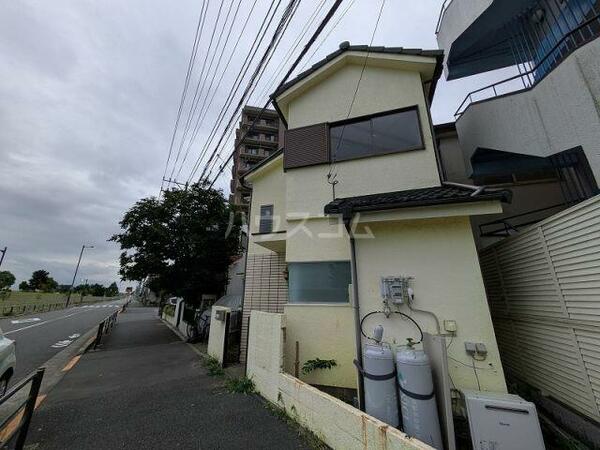 detached 東京都立川市上砂町５丁目

地図を見る