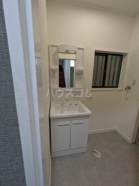 detached 東京都立川市上砂町５丁目

地図を見る