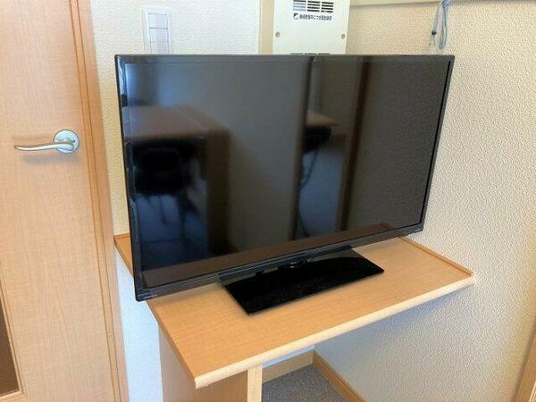 画像11:テレビの大きさは部屋毎に異なりますのでご了承下さい