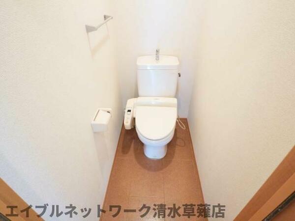 画像6:ゆったりとした空間のトイレです