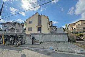 兵庫県川辺郡猪名川町白金２丁目