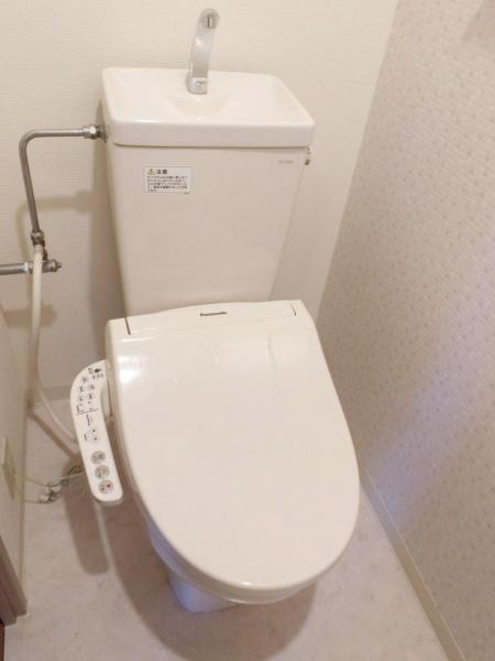 画像6:バストイレ別。温水洗浄便座有