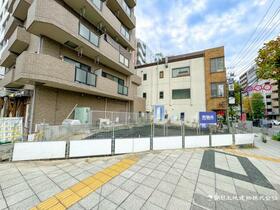 神奈川県横浜市西区浅間町１丁目