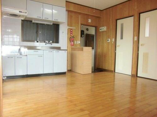 コーポカトレア_内装_10