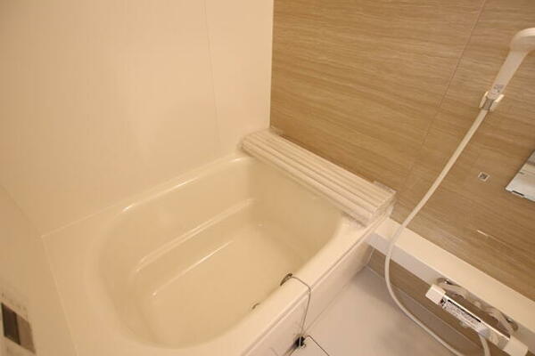 画像5:浴室乾燥機能付き浴槽