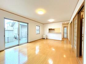 栃木県宇都宮市西川田本町４丁目