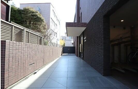 ＴＨＥ　ＣＬＡＳＳ　ＥＸＣＬＵＳＩＶＥ　ＲＥＳＩＤＥＮＣＥ 102｜東京都目黒区平町１丁目(賃貸マンション1LDK・1階・40.28㎡)の写真 その13