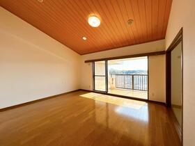 ブライトタウン西山