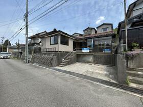 石川県金沢市山科町東