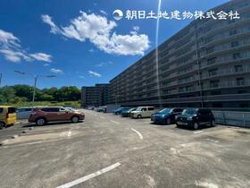 ユニヴェルシオール学園の丘「玉川学園前」駅　歩１４分