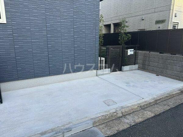 detached 東京都練馬区南田中１丁目

地図を見る