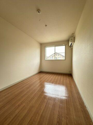 apartment 茨城県常総市相野谷町
地図を見る