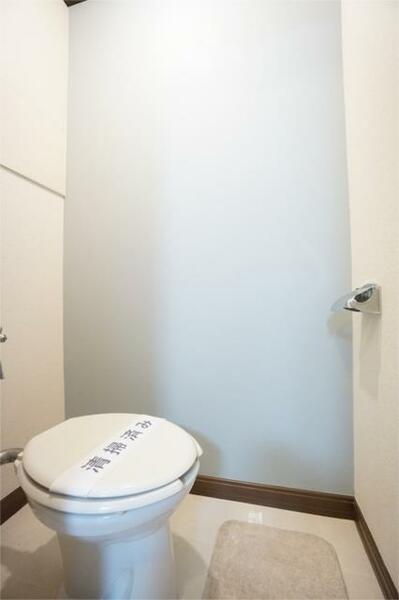 画像9:清潔感のあるトイレ空間♪