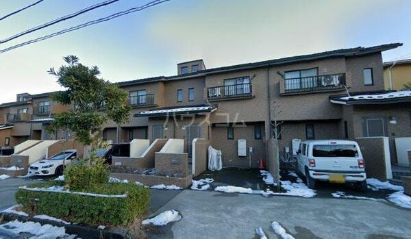 detached 東京都八王子市久保山町２丁目

地図を見る